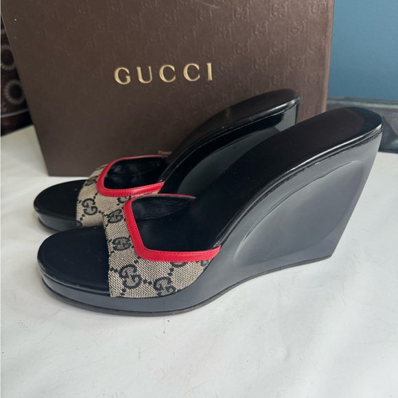 Gucci Tessito Open Toe Wedge Heel - Picture 2 of 5